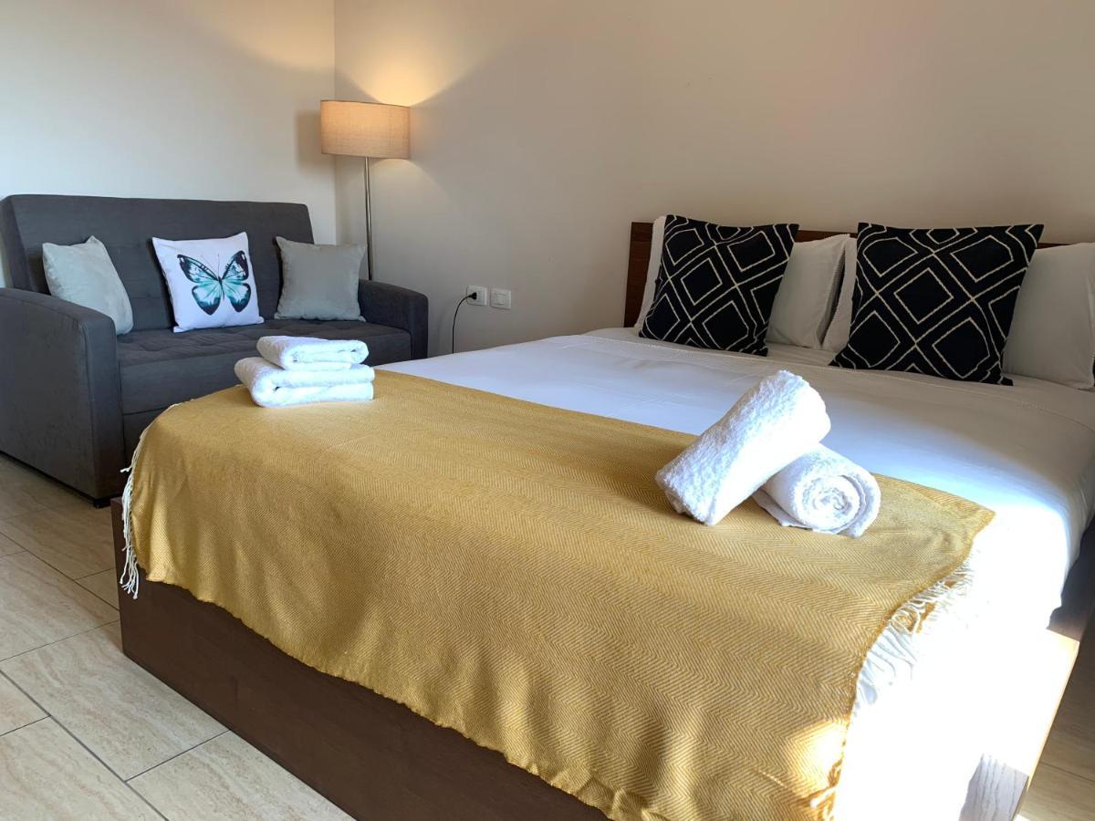 Luxury Self-catering & Studios, Al Dau Heights Daire *